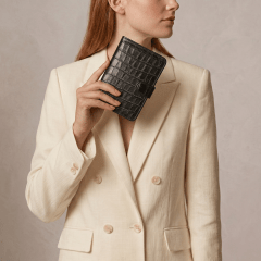 Porta Passaporte Feminino Couro Preto Voyage